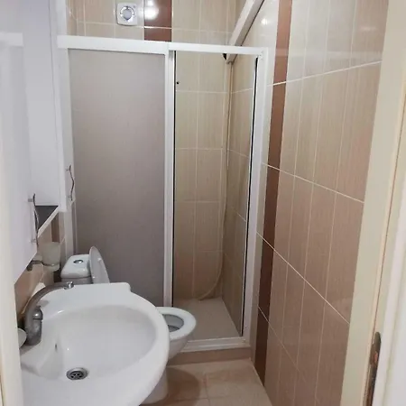 Omar Cavus Ciftligi Eldivan