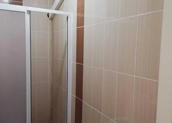 Omar Cavus Ciftligi * Eldivan