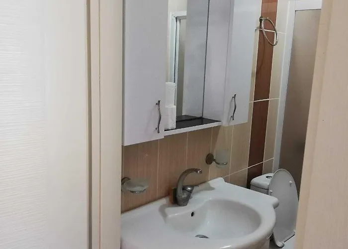 Omar Cavus Ciftligi 酒店 *